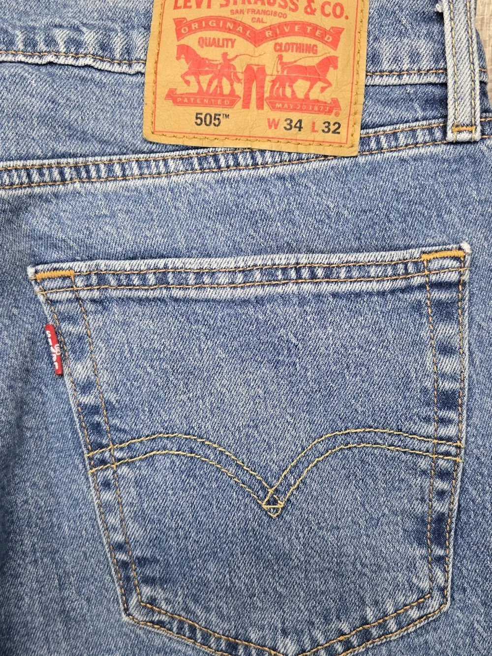 Levi's Men's Straight Jeans in Classic Blue